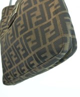 FENDI（フェンディ）ショルダーバッグ 茶 サイズ:- レディース/2200642112101