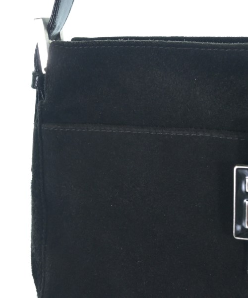 FENDI（フェンディ）ショルダーバッグ 黒 サイズ:- レディース/2200598659316