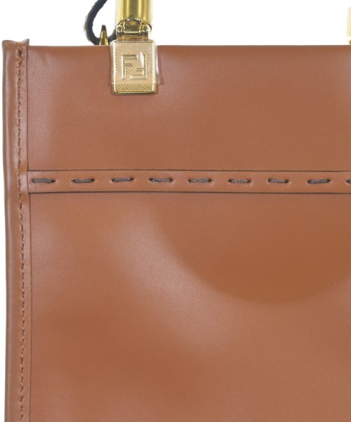 FENDI（フェンディ）ショルダーバッグ 茶 サイズ:- レディース/2200598659477