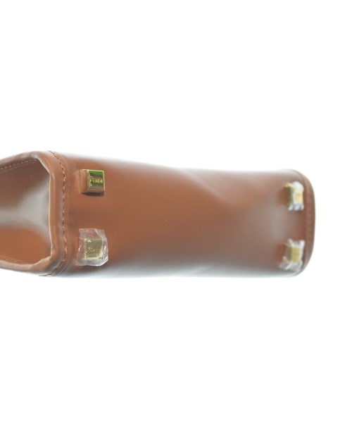 FENDI（フェンディ）ショルダーバッグ 茶 サイズ:- レディース/2200598659477