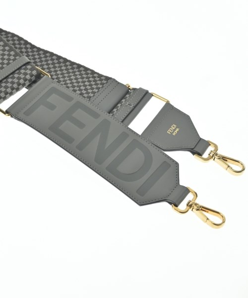 FENDI（フェンディ）小物類（その他） グレー サイズ:- レディース/2200621411409