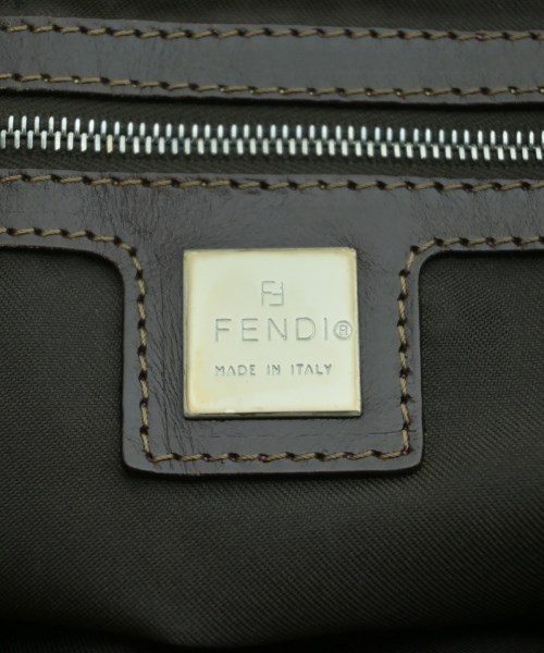 FENDI（フェンディ）ショルダーバッグ カーキ サイズ:- レディース/2200627237232