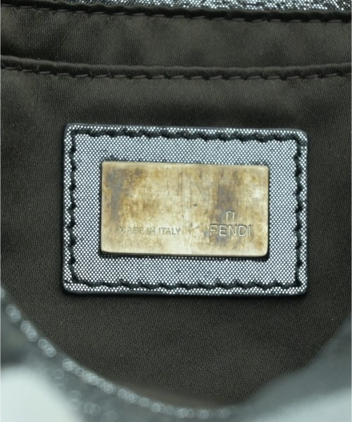 FENDI（フェンディ）ショルダーバッグ シルバー サイズ:- レディース/2200627237485