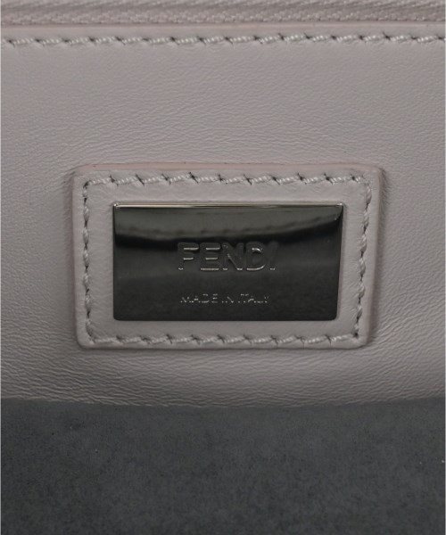 FENDI（フェンディ）ハンドバッグ グレー サイズ:- レディース/2200627238055