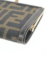 FENDI（フェンディ）財布・コインケース ベージュ サイズ:- レディース/2200627238307