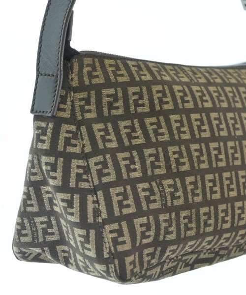 FENDI（フェンディ）ショルダーバッグ 茶 サイズ:- レディース/2200629162419