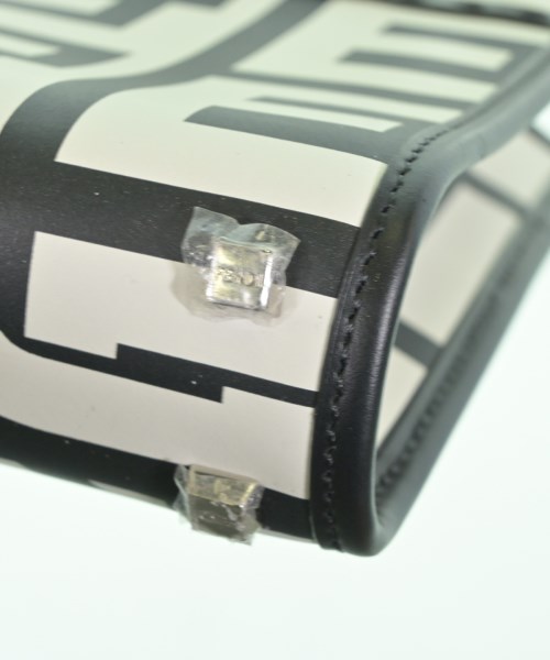 FENDI（フェンディ）トートバッグ 白 サイズ:- レディース/2200609812921