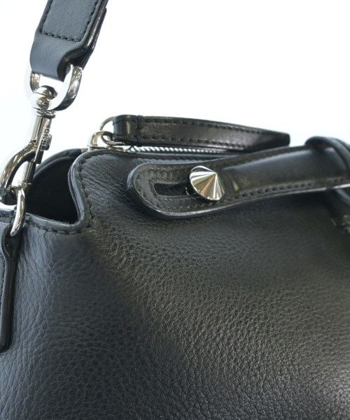 FENDI（フェンディ）ショルダーバッグ 黒 サイズ:- レディース/2200610232015