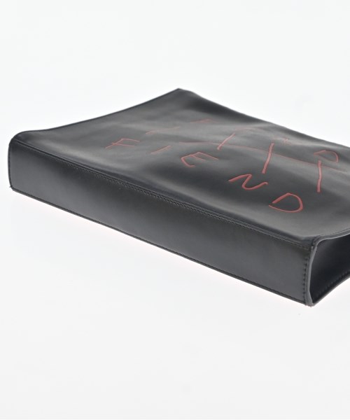 FENDI（フェンディ）クラッチバッグ 赤 サイズ:- レディース/2200611688026