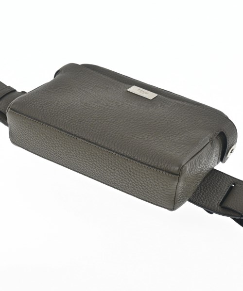 FENDI（フェンディ）ショルダーバッグ グレー サイズ:- レディース/2200612245013