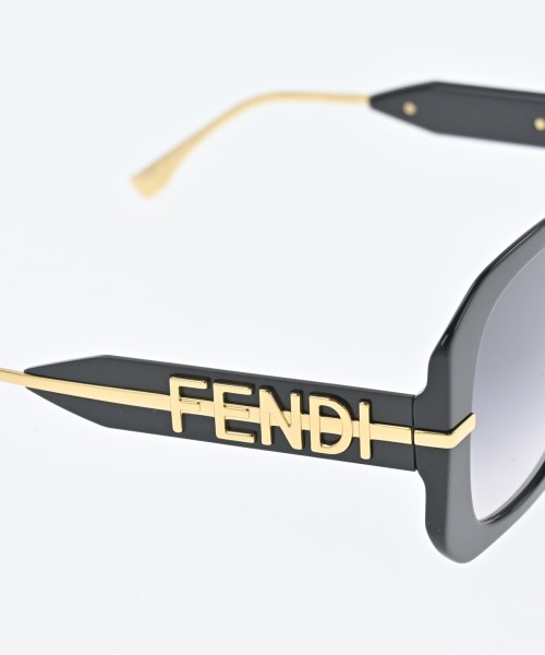 FENDI（フェンディ）サングラス 黒 サイズ:- レディース/2200612287471