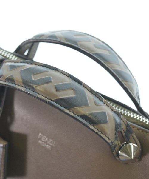 FENDI（フェンディ）ショルダーバッグ 茶 サイズ:- レディース/2200614244137