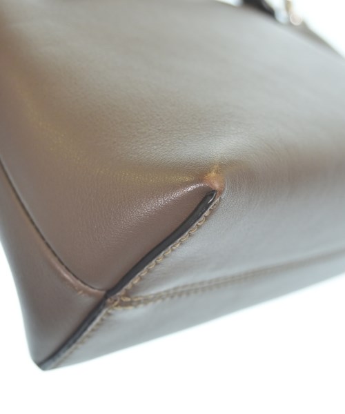 FENDI（フェンディ）ショルダーバッグ 茶 サイズ:- レディース/2200614244137