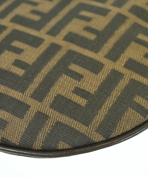 FENDI（フェンディ）ショルダーバッグ 茶 サイズ:- レディース/2200614244601
