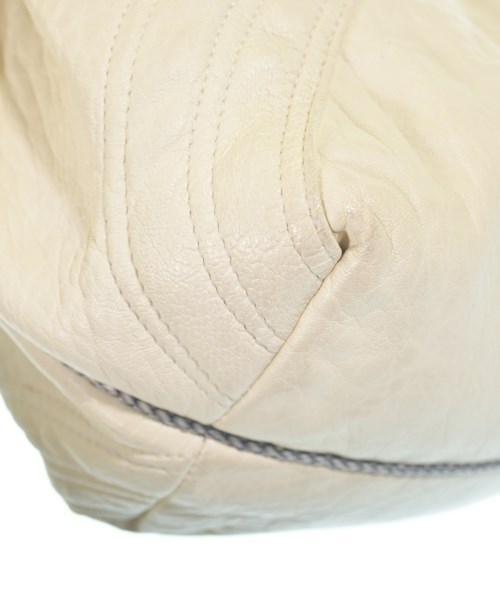 FENDI（フェンディ）ハンドバッグ 白 サイズ:- レディース/2200614245974