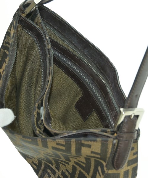 FENDI（フェンディ）ショルダーバッグ カーキ サイズ:- レディース/2200615169101