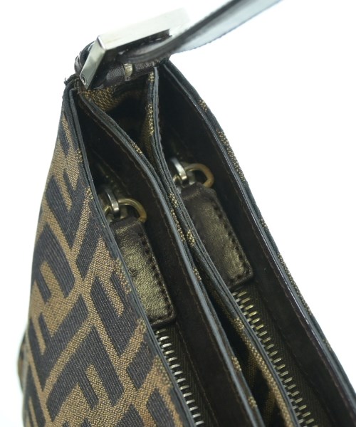 FENDI（フェンディ）ショルダーバッグ カーキ サイズ:- レディース/2200615169101