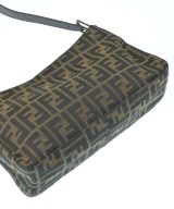 FENDI（フェンディ）ショルダーバッグ カーキ サイズ:- レディース/2200615169101