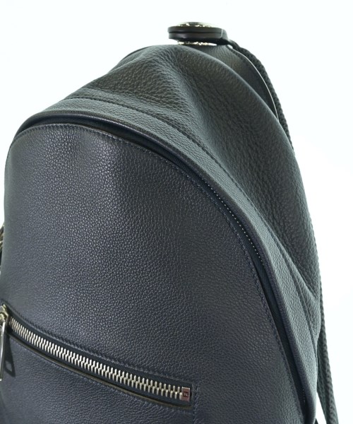 FENDI（フェンディ）バックパック・リュック 紺 サイズ:- レディース/2200616475904