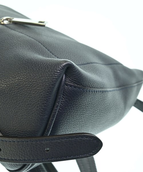 FENDI（フェンディ）バックパック・リュック 紺 サイズ:- レディース/2200616475904