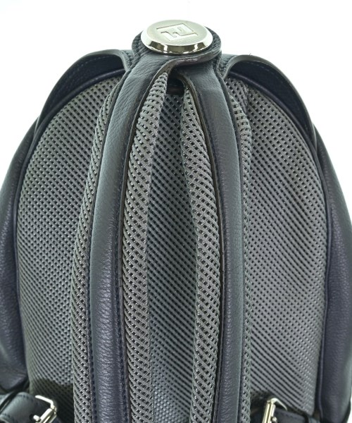 FENDI（フェンディ）バックパック・リュック 紺 サイズ:- レディース/2200616475904
