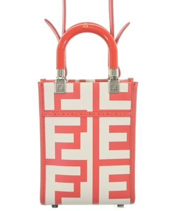 FENDI（フェンディ）ショルダーバッグ 赤 サイズ:- レディース