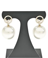 FENDI（フェンディ）ピアス 白 サイズ:- レディース/2200619975074