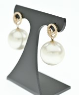 FENDI（フェンディ）ピアス 白 サイズ:- レディース/2200619975074