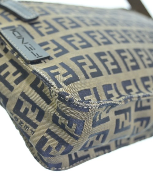 FENDI（フェンディ）ショルダーバッグ ベージュ サイズ:- レディース/2200603591532