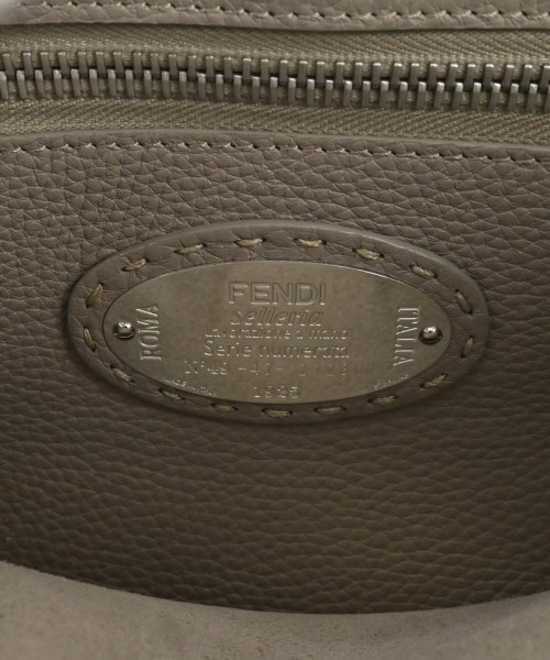FENDI（フェンディ）ハンドバッグ 青 サイズ:- レディース/2200604428011