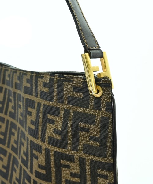 FENDI（フェンディ）ショルダーバッグ 茶 サイズ:- レディース/2200605904026