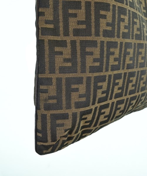 FENDI（フェンディ）ショルダーバッグ 茶 サイズ:- レディース/2200605904026