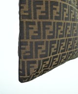 FENDI（フェンディ）ショルダーバッグ 茶 サイズ:- レディース/2200605904026