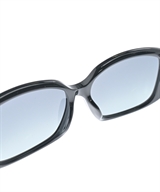 FENDI（フェンディ）サングラス 黒 サイズ:- レディース/2200605904217