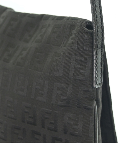 FENDI（フェンディ）ショルダーバッグ 黒 サイズ:- レディース/2200605904286
