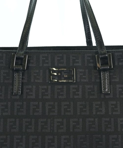FENDI（フェンディ）ハンドバッグ 黒 サイズ:- レディース/2200605904316