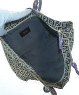 FENDI（フェンディ）ハンドバッグ カーキ サイズ:- レディース/2200605904392