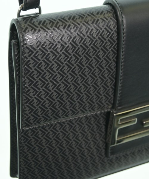 FENDI（フェンディ）ショルダーバッグ グレー サイズ:- レディース/2200676245028