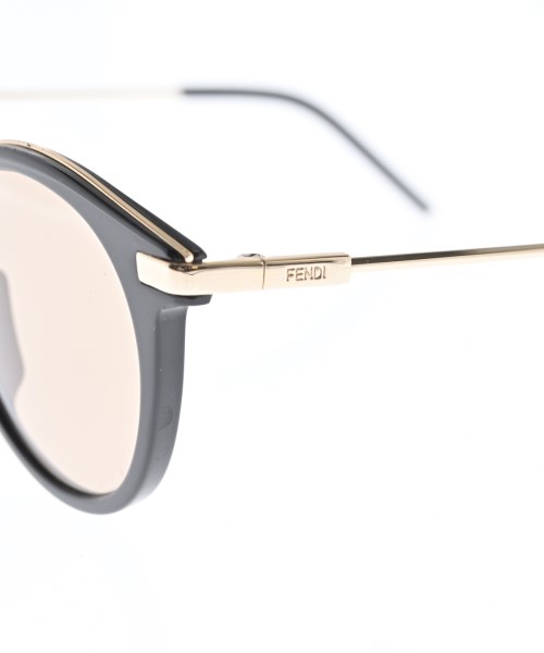 FENDI（フェンディ）サングラス 黒 サイズ:- レディース/2200676888034