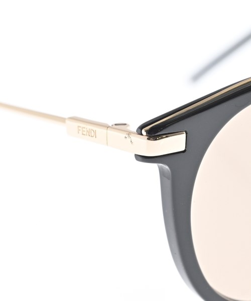 FENDI（フェンディ）サングラス 黒 サイズ:- レディース/2200676888034