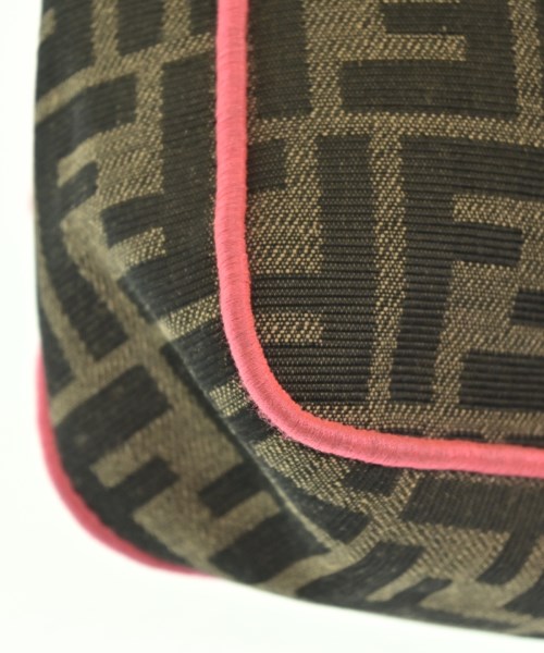 FENDI（フェンディ）ショルダーバッグ カーキ サイズ:- レディース/2200677457840