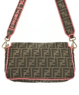 FENDI（フェンディ）ショルダーバッグ カーキ サイズ:- レディース/2200677457840