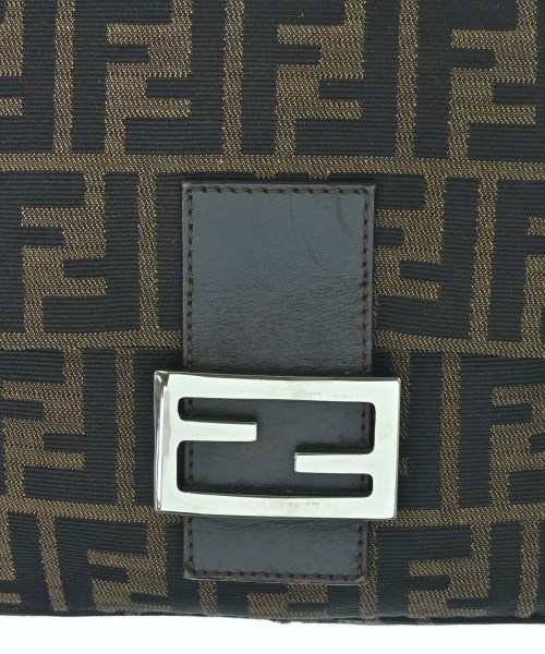 FENDI（フェンディ）ショルダーバッグ 茶 サイズ:- レディース/2200678262290