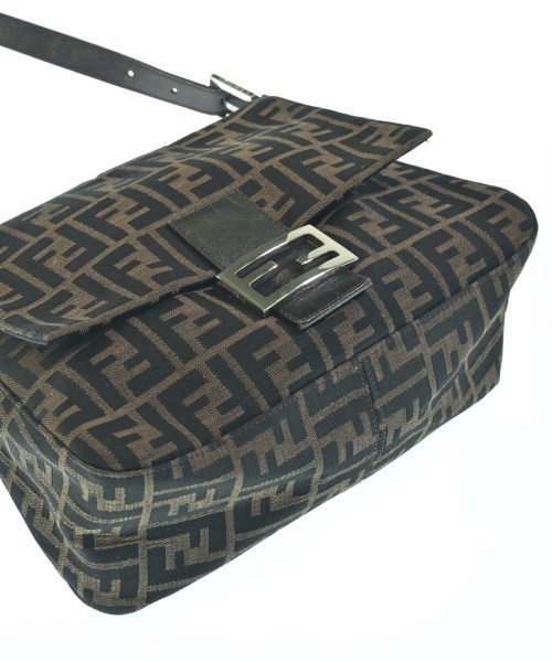FENDI（フェンディ）ショルダーバッグ 茶 サイズ:- レディース/2200678262290
