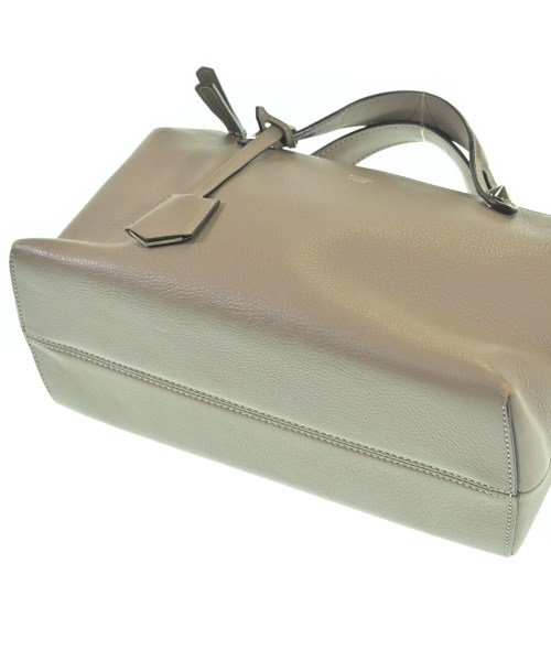 FENDI（フェンディ）ハンドバッグ ベージュ サイズ:- レディース/2200672932120