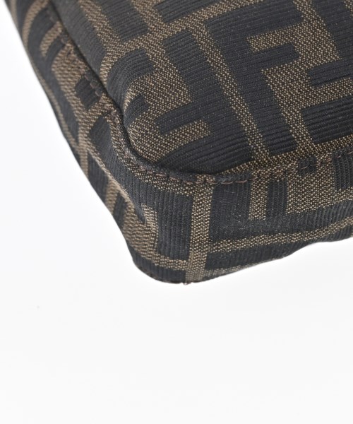 FENDI（フェンディ）ショルダーバッグ 茶 サイズ:- レディース/2200693935179