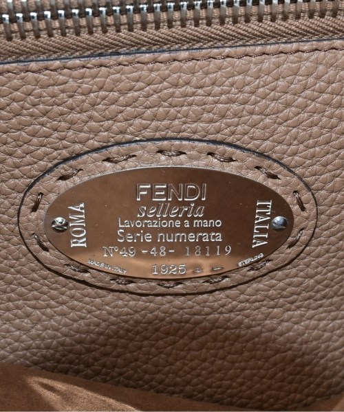 FENDI（フェンディ）ハンドバッグ 白 サイズ:- レディース/2200693936077