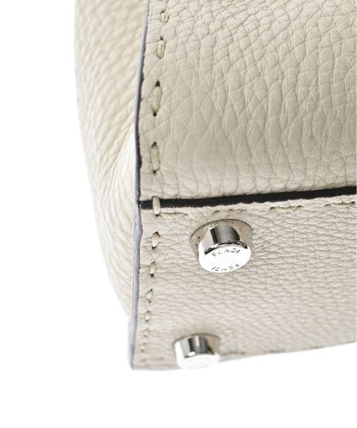 FENDI（フェンディ）ハンドバッグ 白 サイズ:- レディース/2200693936077