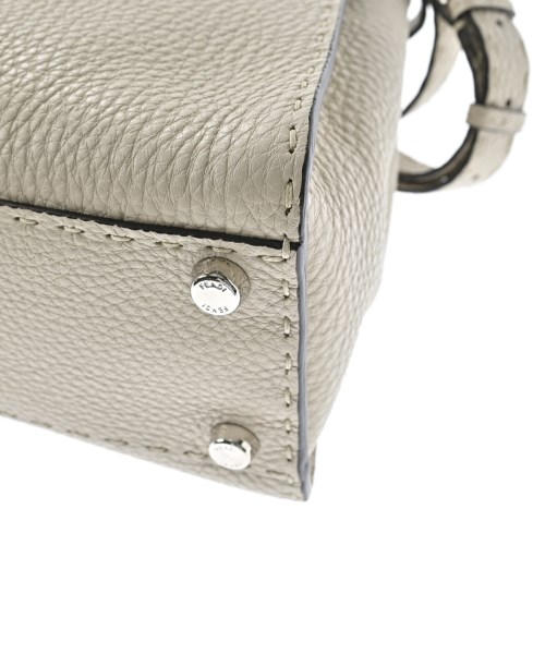 FENDI（フェンディ）ハンドバッグ 白 サイズ:- レディース/2200693936077