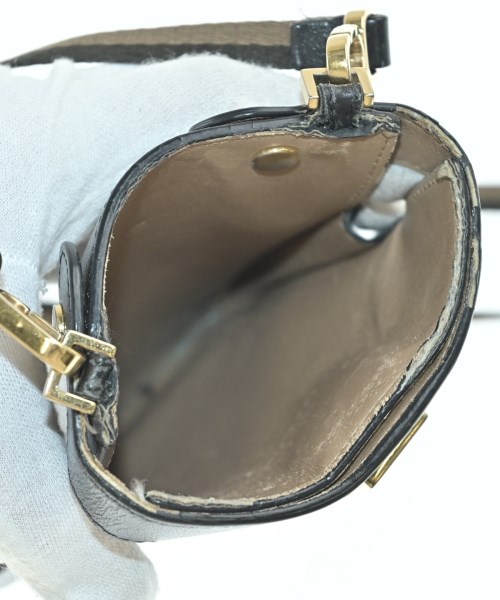 FENDI（フェンディ）ポーチ 黒 サイズ:- レディース/2200693166122